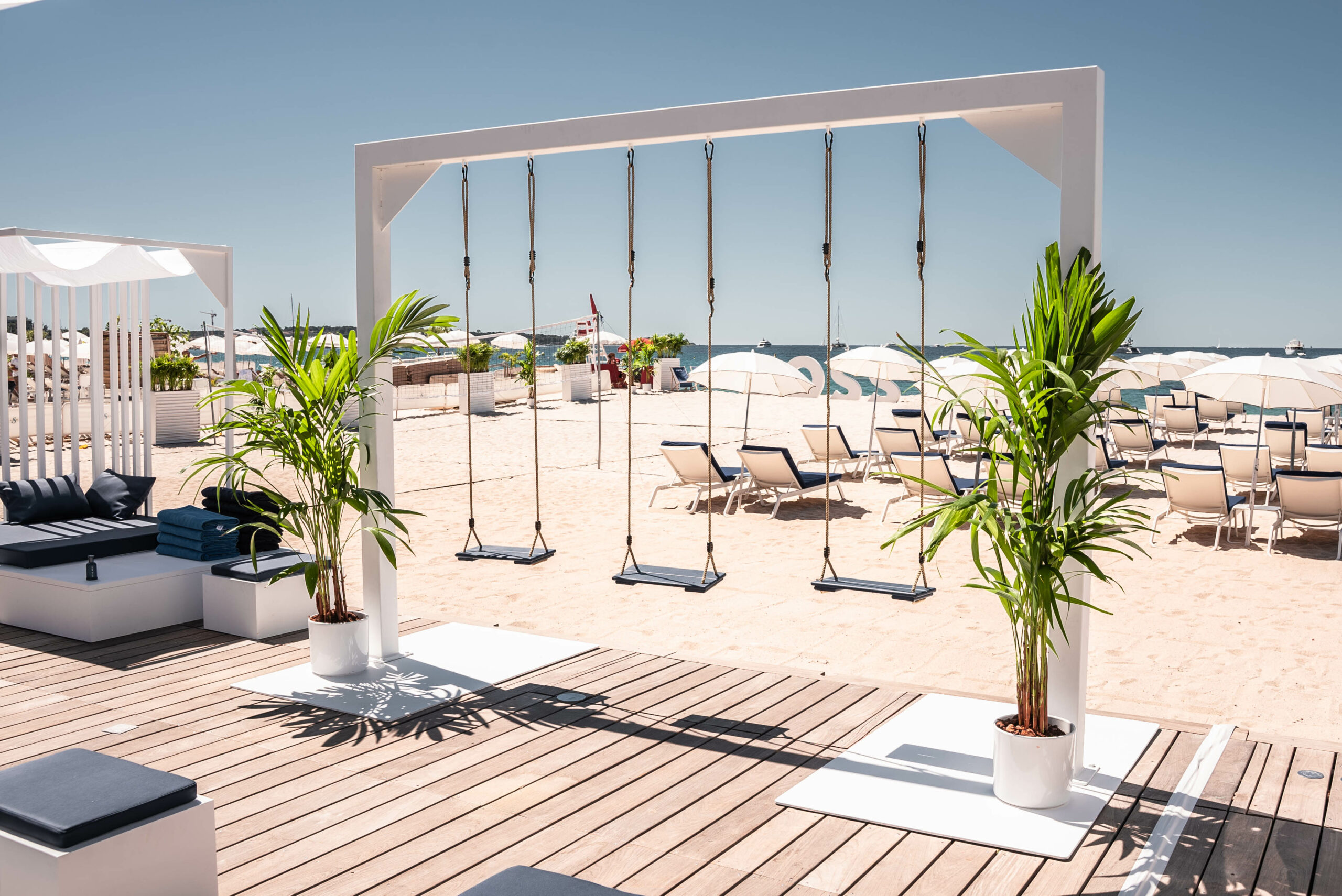 Décoration pour l'évènement Boss sur la plage à Cannes